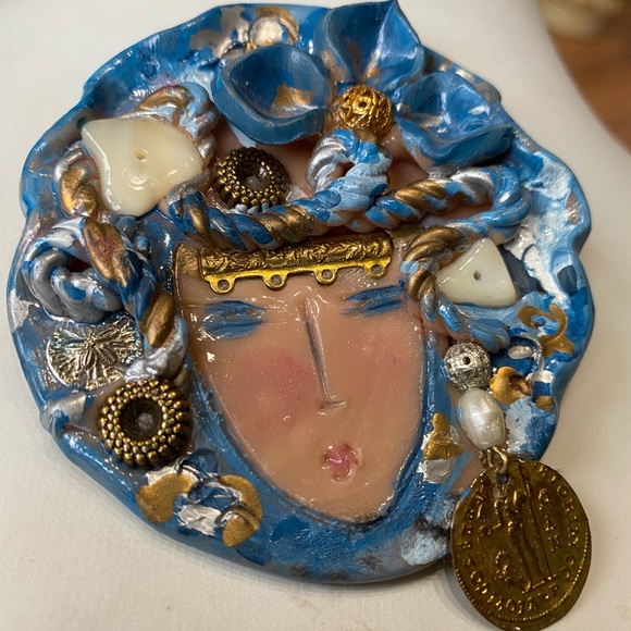 Hand-Made Jeweled Blue Lady Pin - w/ Gold - Picture 8 of 15